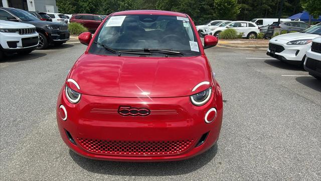 2024 Fiat 500e INSPI(RED) FWD