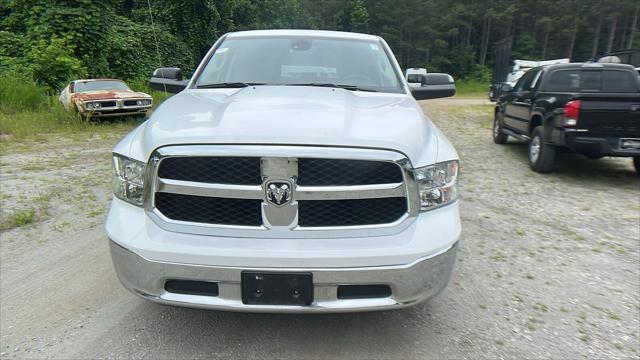 2023 RAM 1500 Classic SLT Crew Cab 4x2 57 Box