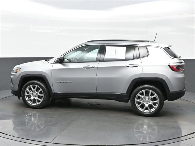 2022 Jeep Compass Latitude Lux 4x4