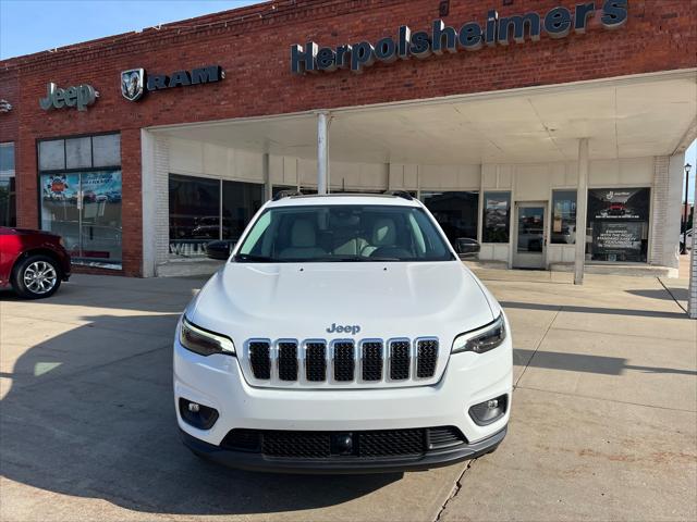 2022 Jeep Cherokee Latitude Lux 4x4 2022 Jeep Cherokee Latitude Lux 4x4