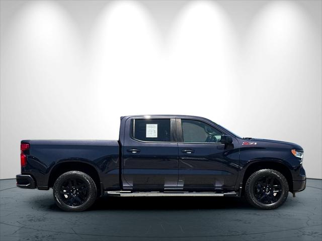 2022 Chevrolet Silverado 1500 4WD Crew Cab Short Bed RST