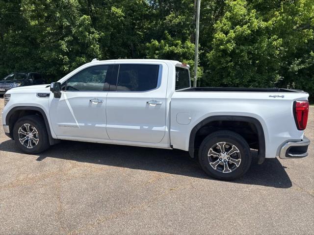 2025 GMC Sierra 1500 4WD Crew Cab Short Box SLT