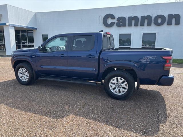 2022 Nissan Frontier Crew Cab SV 4x4