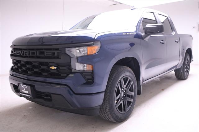 2023 Chevrolet Silverado 1500 2WD Crew Cab Short Bed Custom