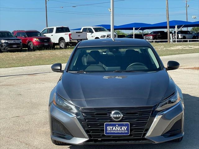 2024 Nissan Altima SV FWD