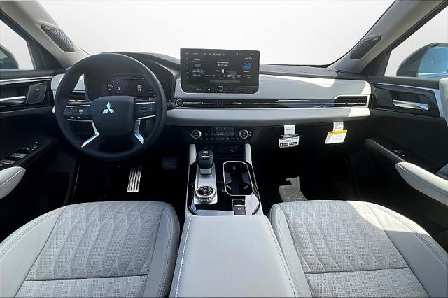 2025 Mitsubishi Outlander PLATINUM EDITION 2.5 S-AWC