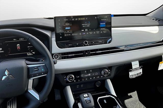 2025 Mitsubishi Outlander PLATINUM EDITION 2.5 S-AWC