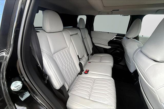 2025 Mitsubishi Outlander PLATINUM EDITION 2.5 S-AWC