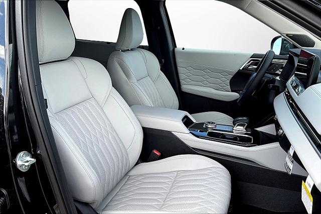 2025 Mitsubishi Outlander PLATINUM EDITION 2.5 S-AWC