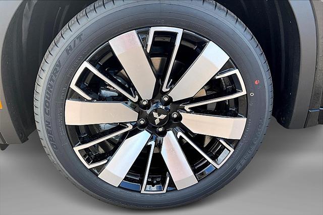 2025 Mitsubishi Outlander PLATINUM EDITION 2.5 S-AWC