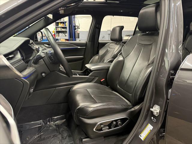 2022 Jeep Grand Cherokee L Overland 4x4