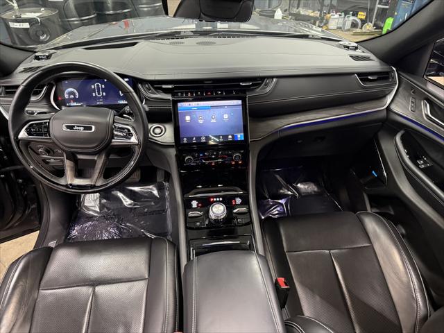 2022 Jeep Grand Cherokee L Overland 4x4