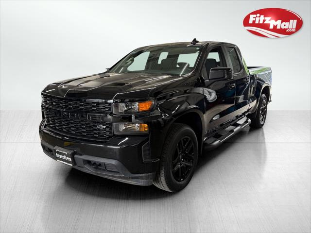 2022 Chevrolet Silverado 1500 4WD Double Cab Standard Bed Custom