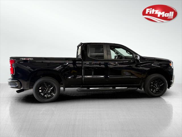 2022 Chevrolet Silverado 1500 4WD Double Cab Standard Bed Custom