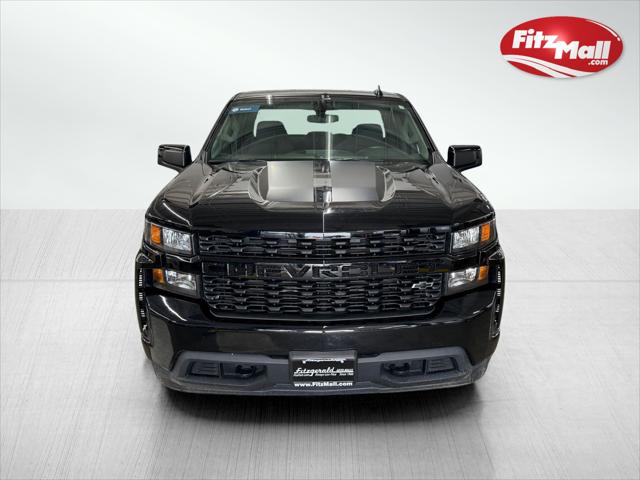2022 Chevrolet Silverado 1500 4WD Double Cab Standard Bed Custom
