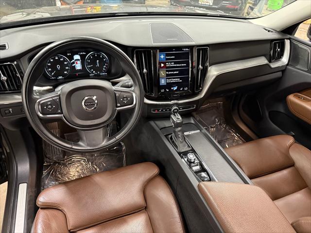 2019 Volvo XC60 T5 Momentum