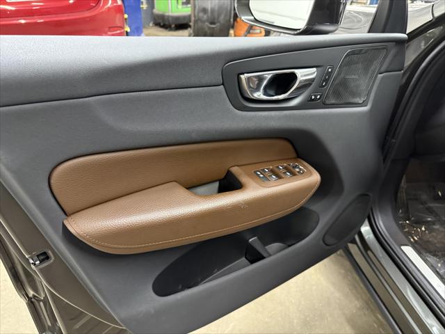 2019 Volvo XC60 T5 Momentum