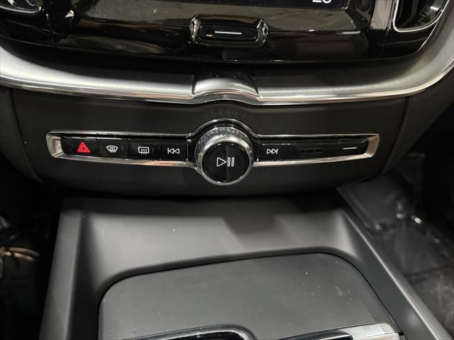 2019 Volvo XC60 T5 Momentum