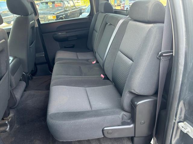Used 2011 Chevrolet Silverado 1500 For Sale in Muscle Shoals, AL