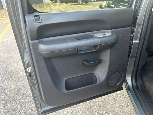 Used 2011 Chevrolet Silverado 1500 For Sale in Muscle Shoals, AL