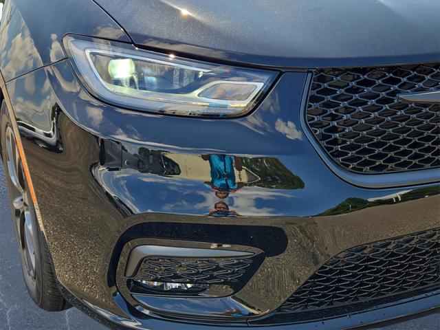 2025 Chrysler Pacifica PACIFICA SELECT