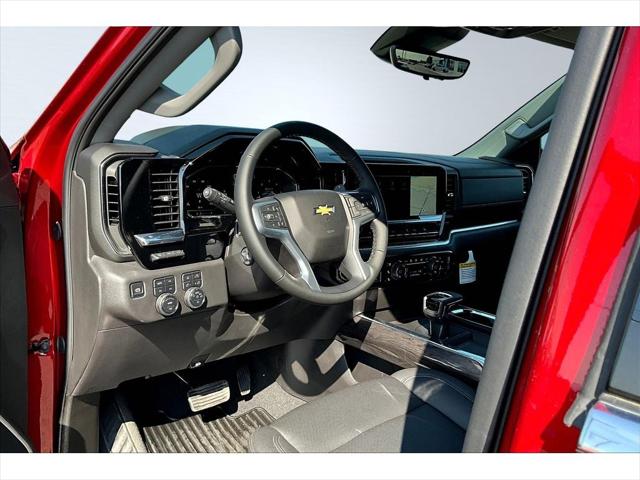 2025 Chevrolet Silverado 1500 4WD Crew Cab Short Bed LTZ