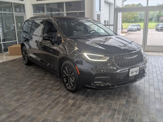 2025 Chrysler Pacifica PACIFICA SELECT