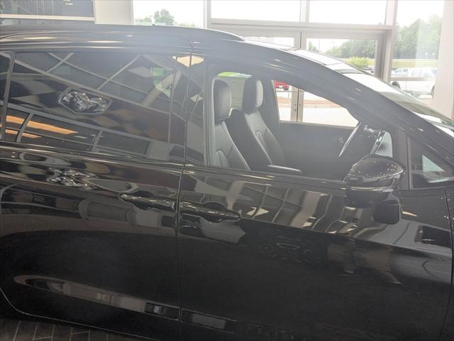 2025 Chrysler Pacifica PACIFICA SELECT
