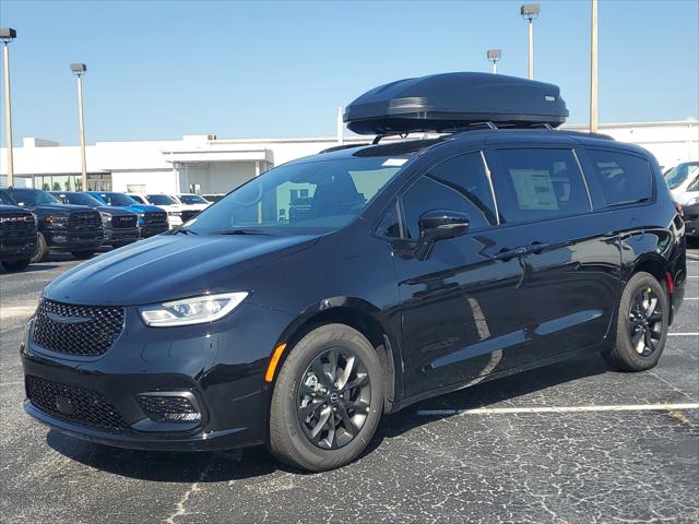 2025 Chrysler Pacifica PACIFICA SELECT