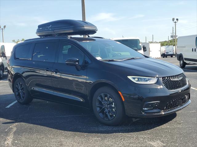 2025 Chrysler Pacifica PACIFICA SELECT