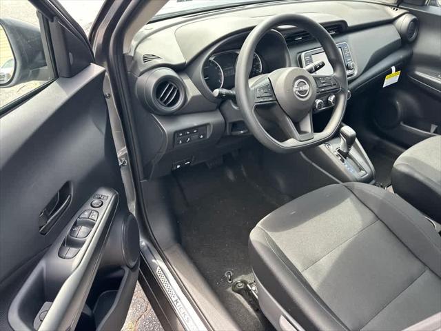 2025 Nissan Kicks S