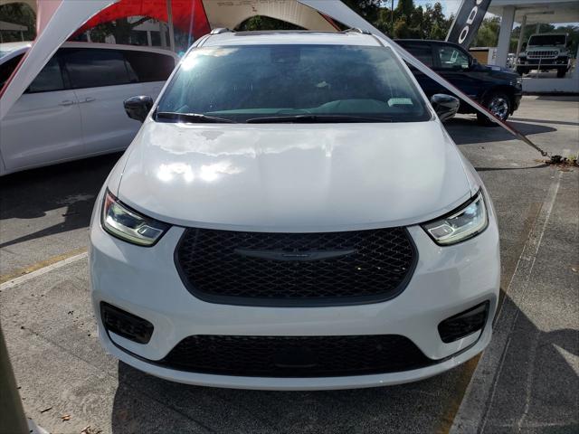 2025 Chrysler Pacifica PACIFICA SELECT