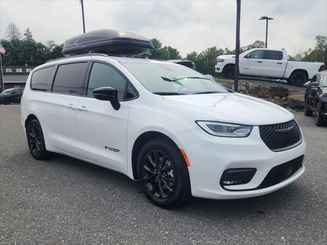 2025 Chrysler Pacifica PACIFICA SELECT