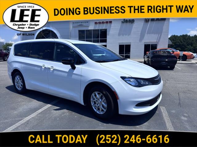2025 Chrysler Voyager VOYAGER LX