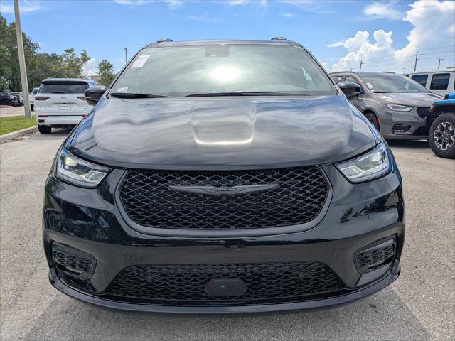 2025 Chrysler Pacifica PACIFICA SELECT