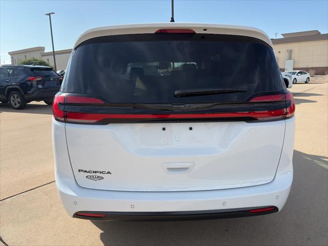 2025 Chrysler Pacifica PACIFICA SELECT