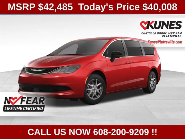 2025 Chrysler Voyager VOYAGER LX
