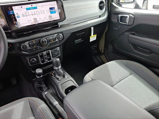 2025 Jeep Wrangler 4-Door Summit 4x4