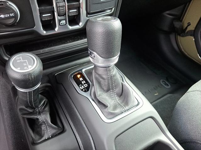 2025 Jeep Wrangler 4-Door Summit 4x4