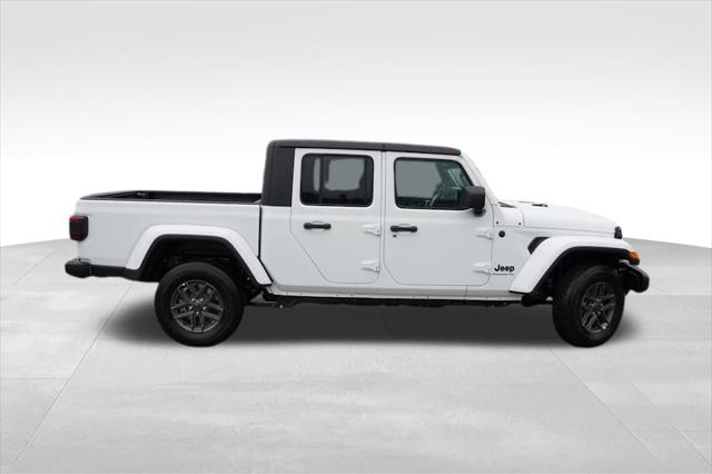 2025 Jeep Gladiator GLADIATOR SPORT S 4X4