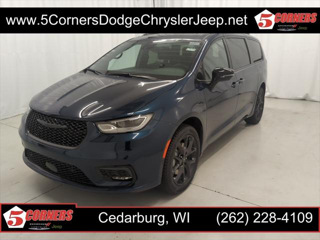 2025 Chrysler Pacifica PACIFICA LIMITED AWD