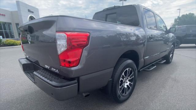 2024 Nissan Titan Crew Cab SV 4x4