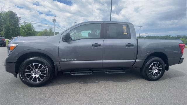 2024 Nissan Titan Crew Cab SV 4x4