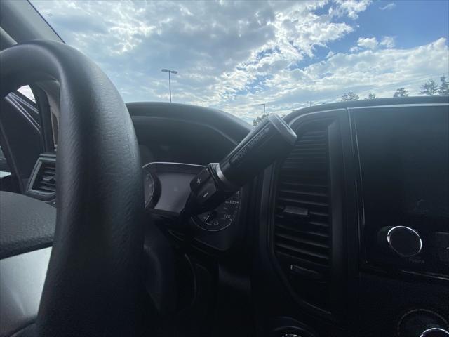 2024 Nissan Titan Crew Cab SV 4x4