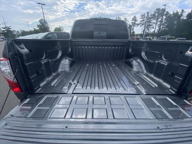 2024 Nissan Titan Crew Cab SV 4x4