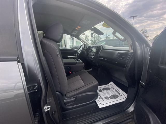 2024 Nissan Titan Crew Cab SV 4x4
