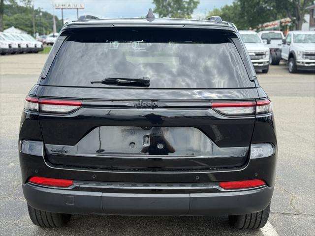 2023 Jeep Grand Cherokee Altitude 4x4