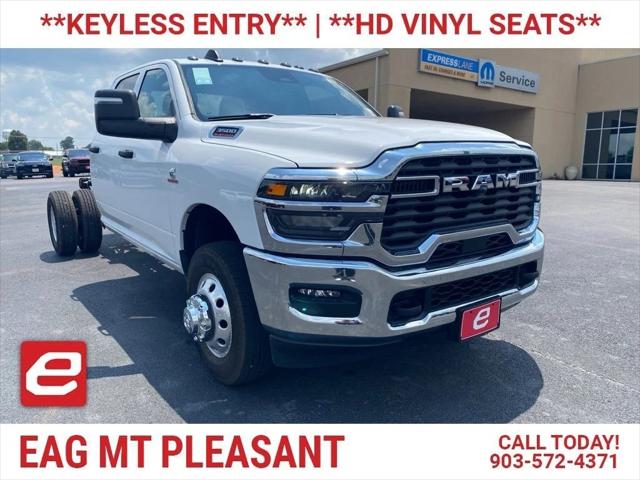 2025 RAM Ram 3500 Chassis Cab RAM 3500 TRADESMAN CREW CAB CHASSIS 4X4 60 CA 2025 RAM Ram 3500 Chassis Cab RAM 3500 TRADESMAN CREW CAB CHASSIS 4X4 60 CA