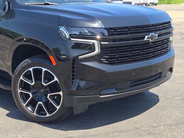 2023 Chevrolet Suburban 4WD RST