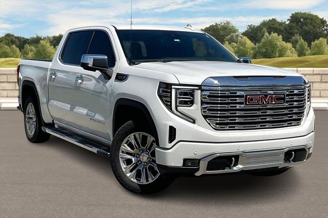 2022 GMC Sierra 1500 4WD Crew Cab Short Box Denali